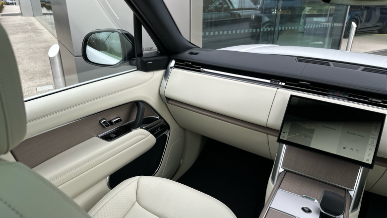 Land Rover Range Rover 3.0 D350 SE 4dr Auto Diesel Estate